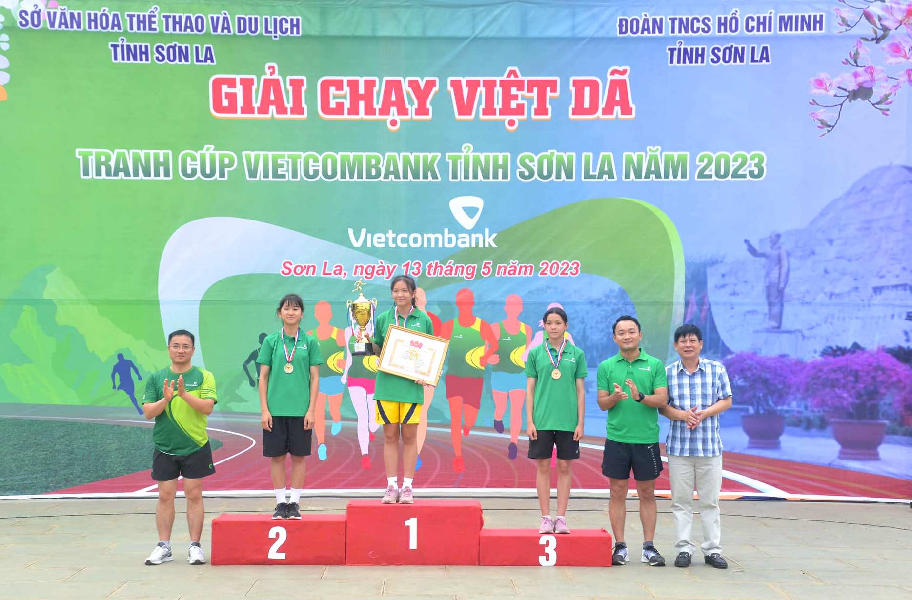 Giải chạy việt dã tranh Cup Vietcombank năm 2023